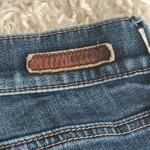 Express Distressed Jeans - Picture 11 of 11